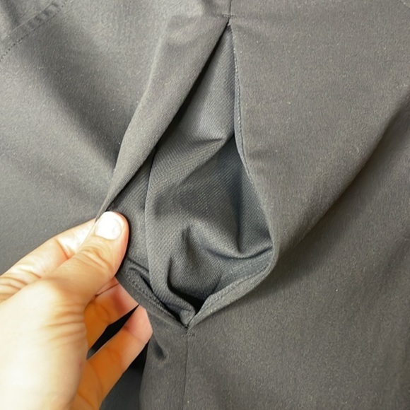 Victorias Secret VSX Size XS Black Pink Zip Up Athletic Mesh Inset Sweatshirt - Picture 14 of 15